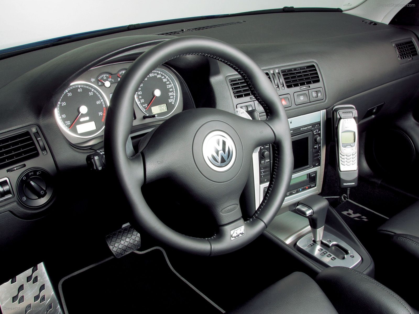 Volkswagen Golf IV R32